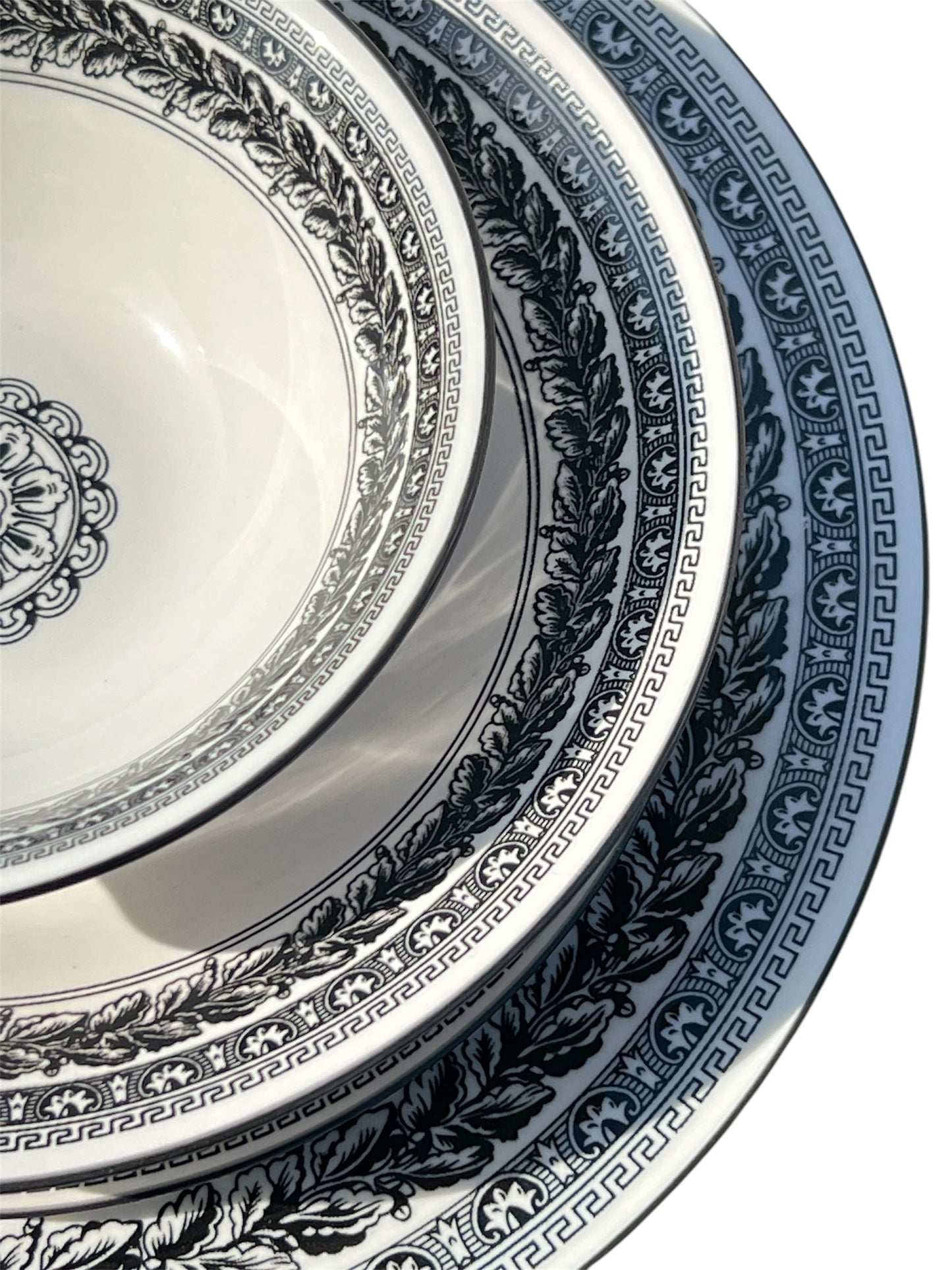 24 piece black and white plate set